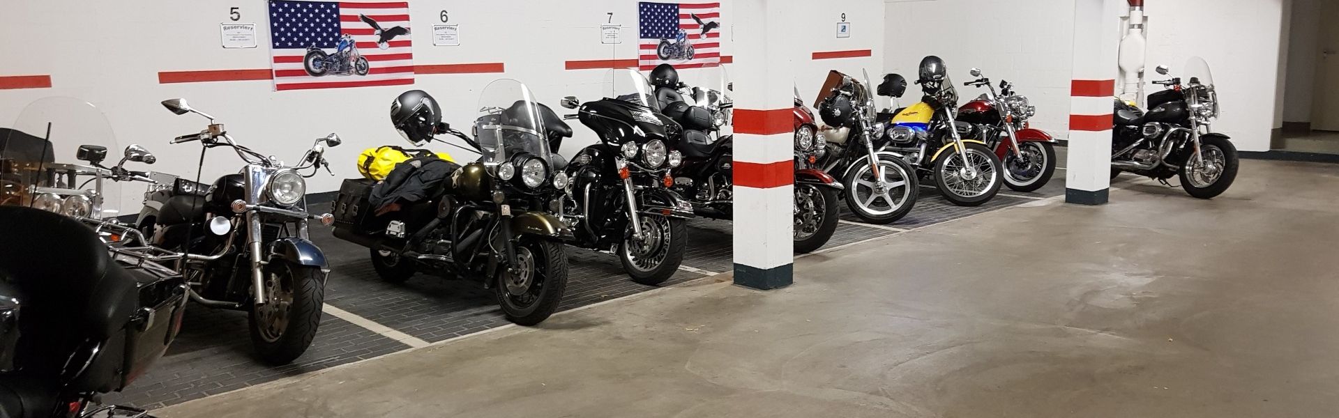 Impressionen Harleys in der Tiefgarage