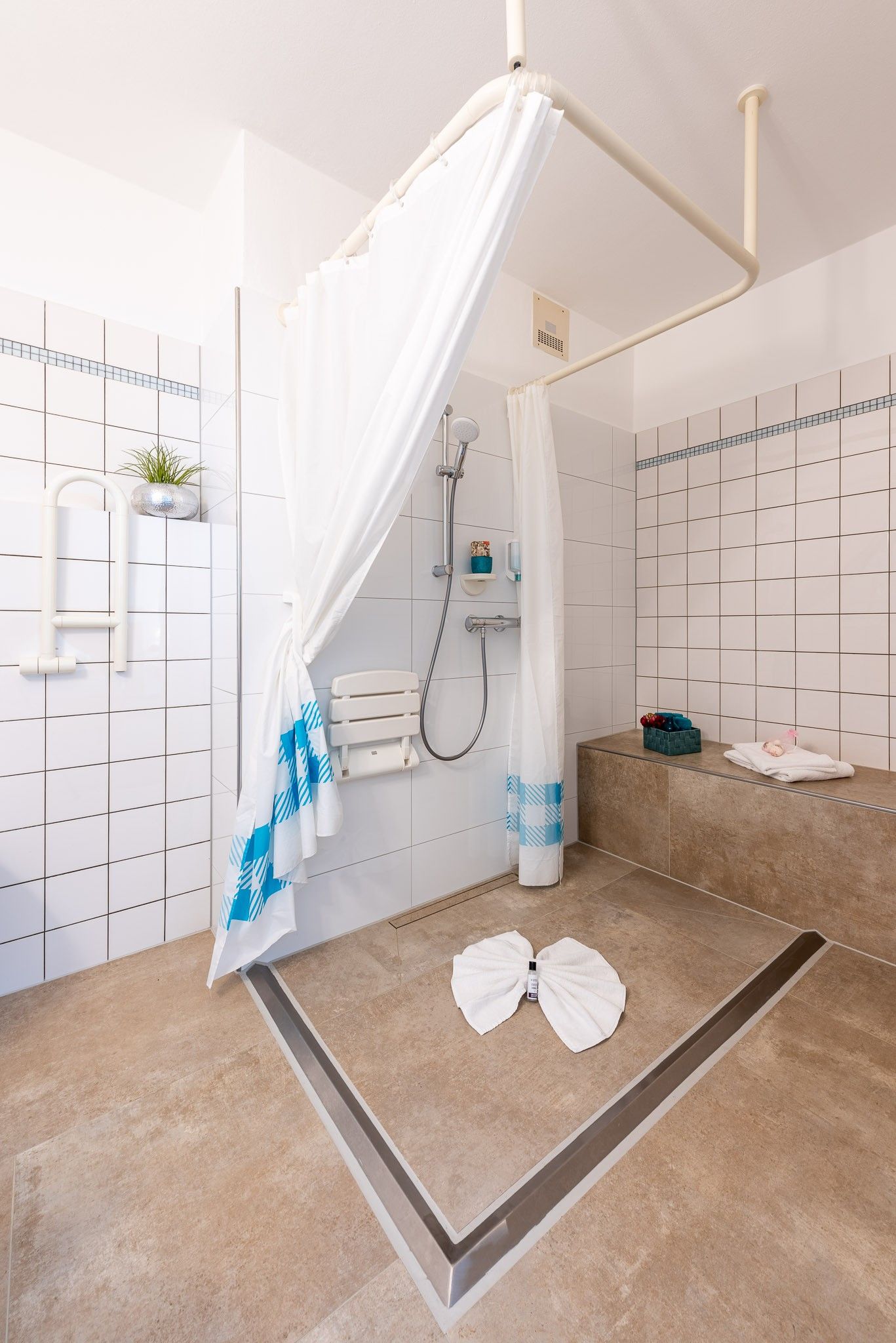 Badezimmer Comfort/Barrierefrei im Hotel Nibelungen Hof Xanten