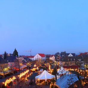 Panorama Xantener Weihnachtsmarkt in der Dämmerung#