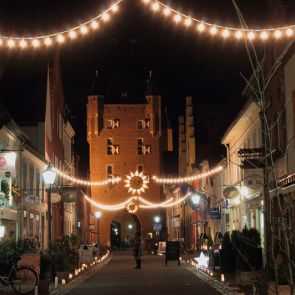 Klever Straße im Advent